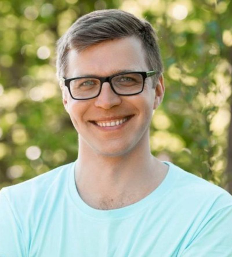 Person Sander Laadi story