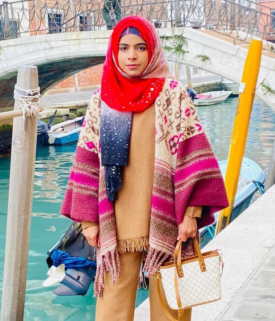 Person Abida Gulzar story